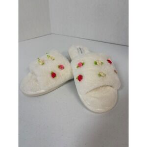 Mellow & Mod Womens M Faux Fur Slide Slippers Cream Floral Embroidered NEW